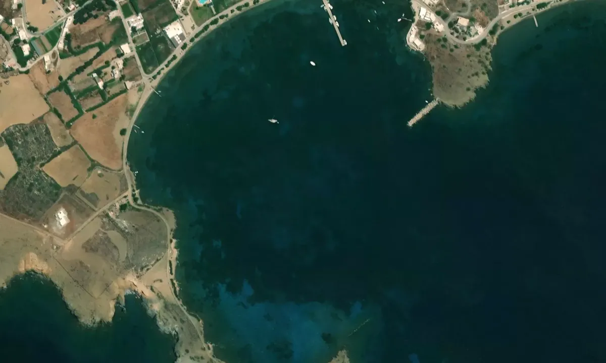 Flyfoto av Maltezana Anchorage
