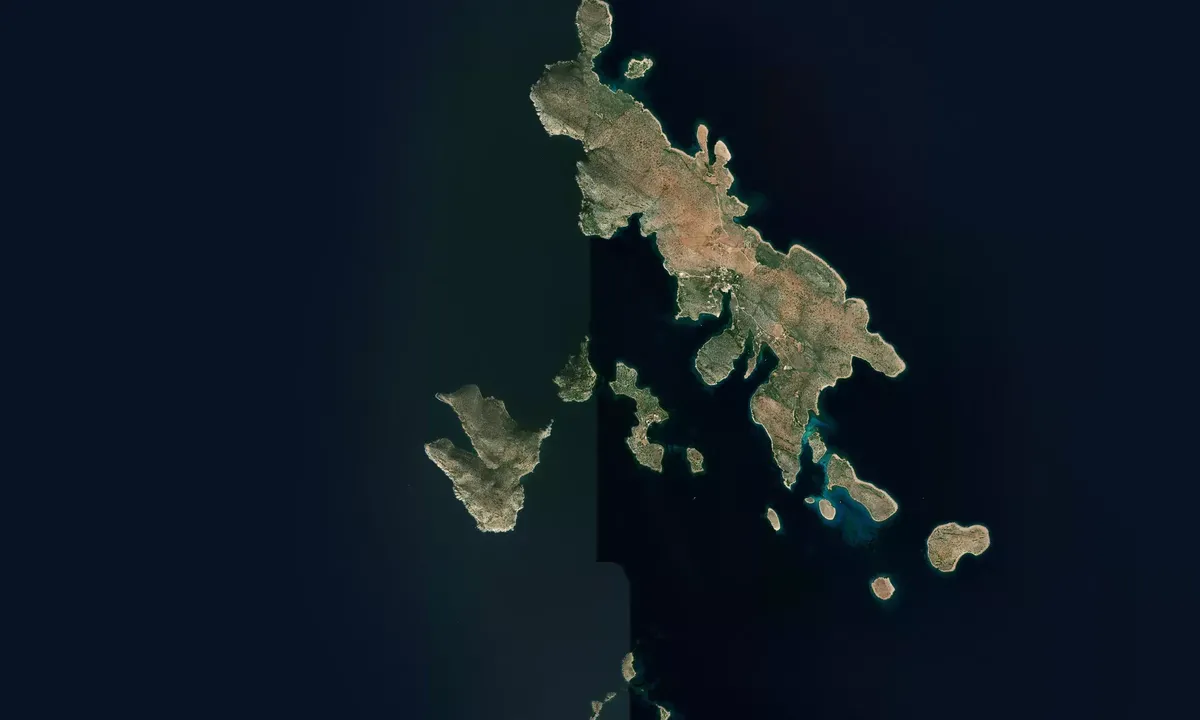 Flyfoto av Marathi Island