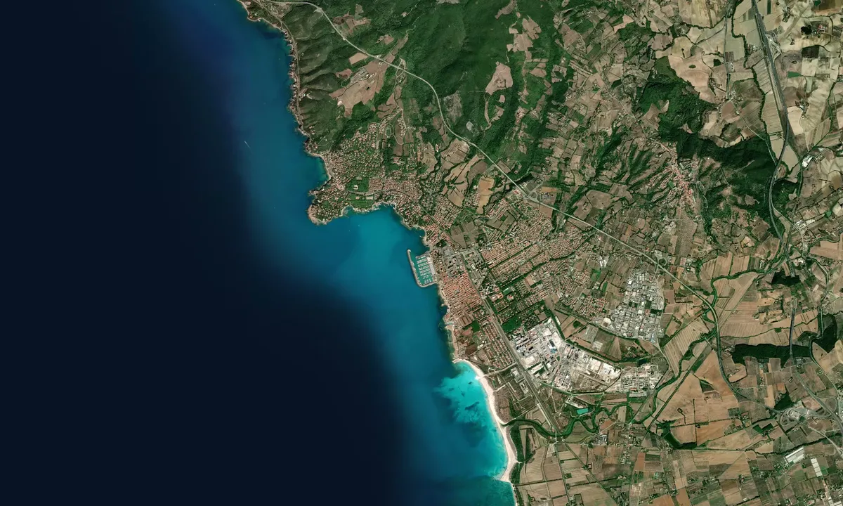 Flyfoto av Marina Cala de Medici