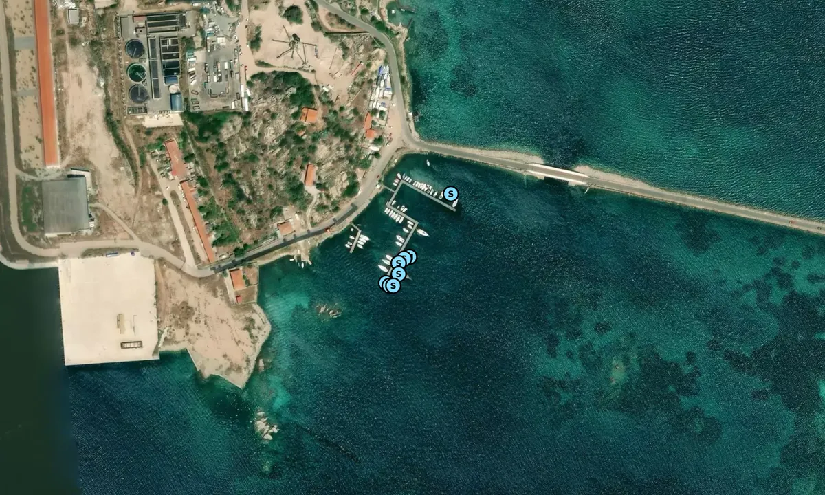 Flyfoto av Marina del Ponte 1