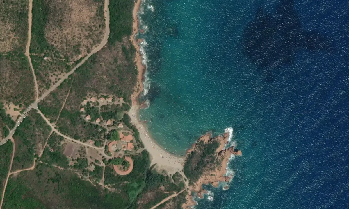 Flyfoto av Marina di Gairo