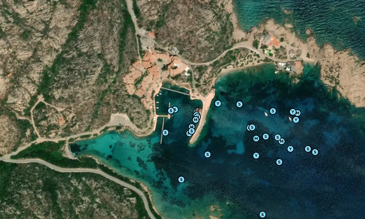 Flyfoto av Marina di Porto Massimo 1