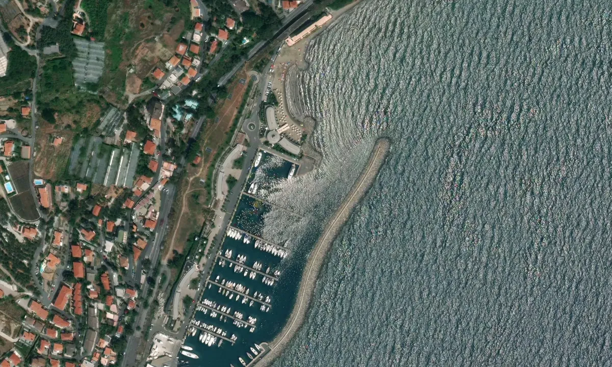 Flyfoto av Marina di San Lorenzo