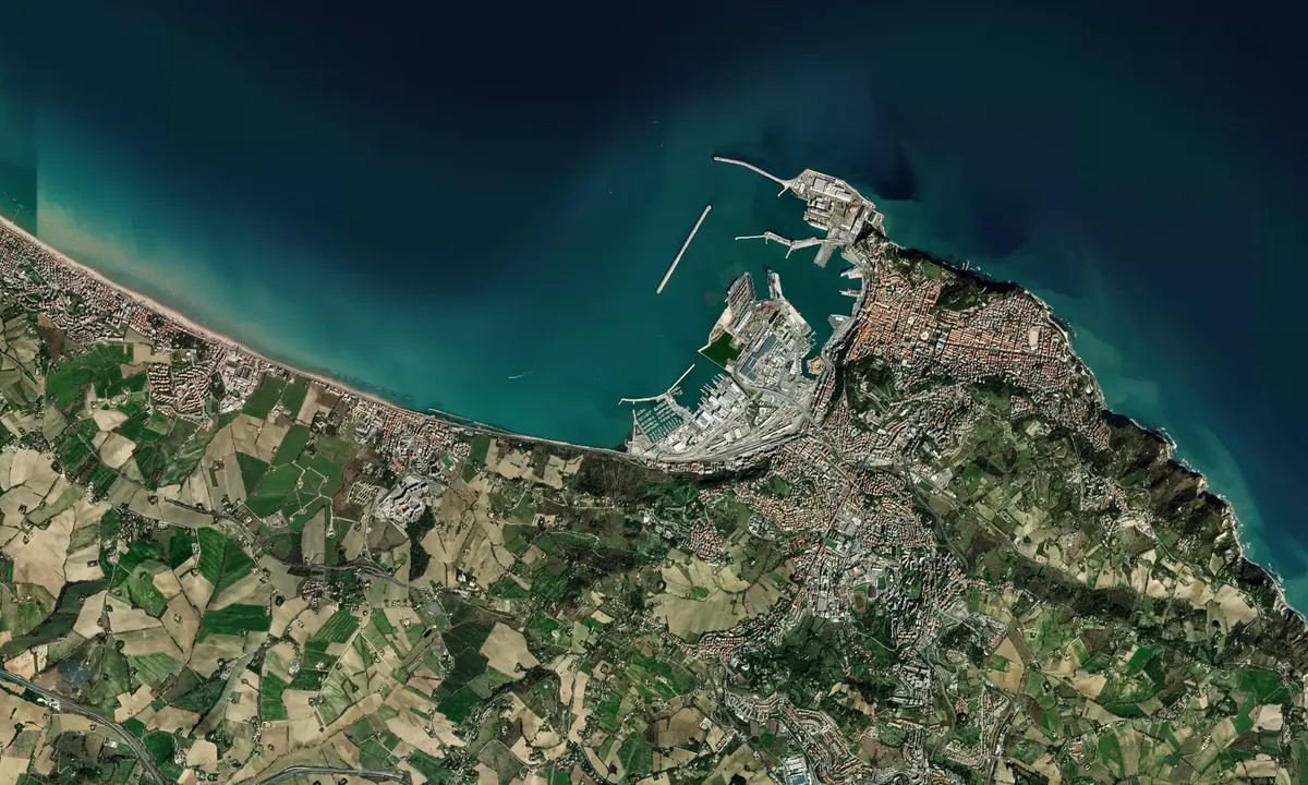 Flyfoto av Marina Dorica - Ancona