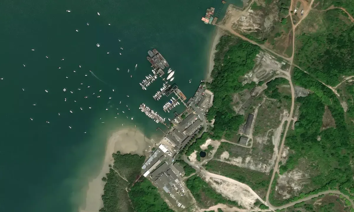 Satelite image of Marina e Estaleiro Aratu