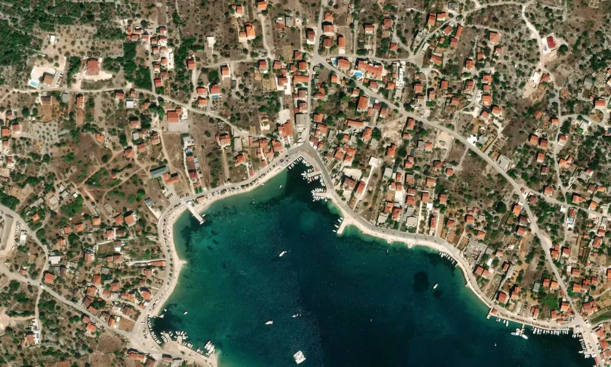 Flyfoto av Marina mirna
