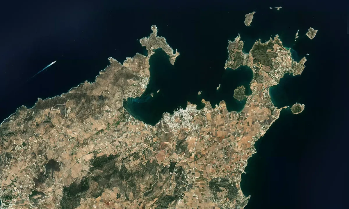Flyfoto av Marina Naousa