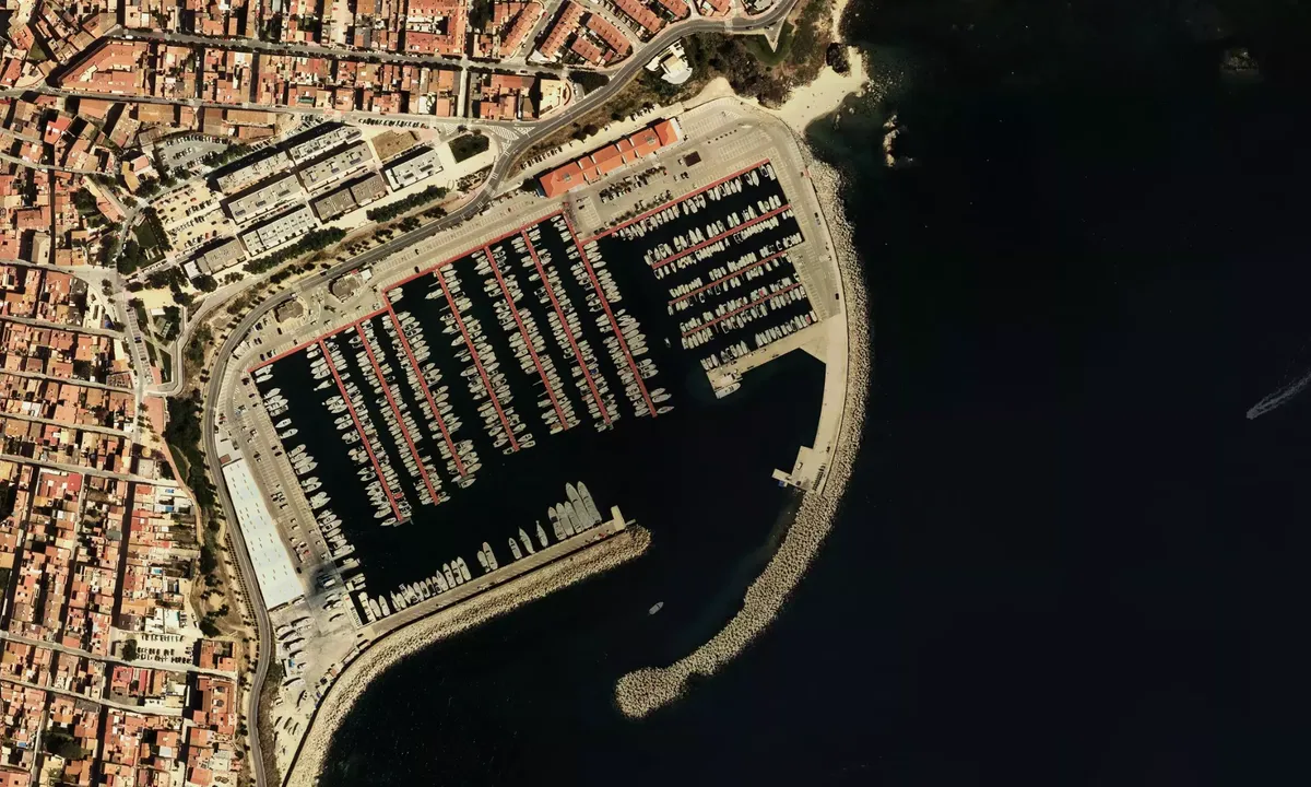 Flyfoto av Marina Palamos