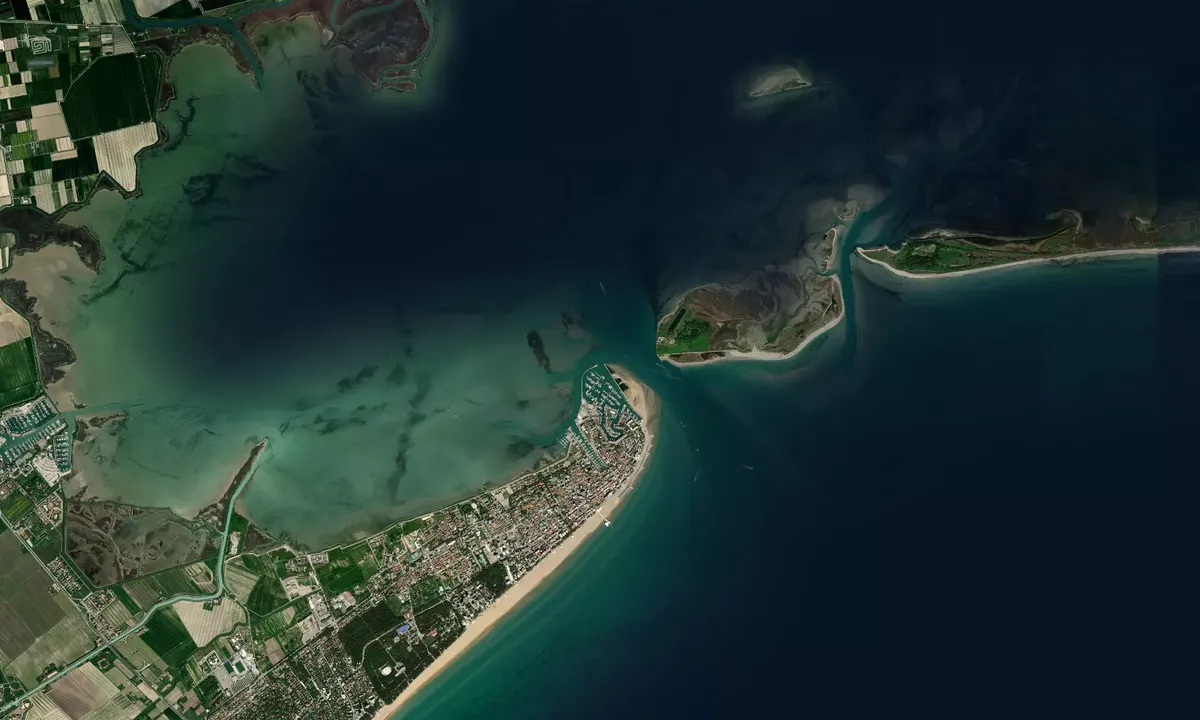 Flyfoto av Marina Punta Faro