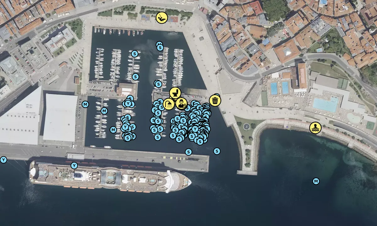 Satelite image of Marina Real de la Coruna