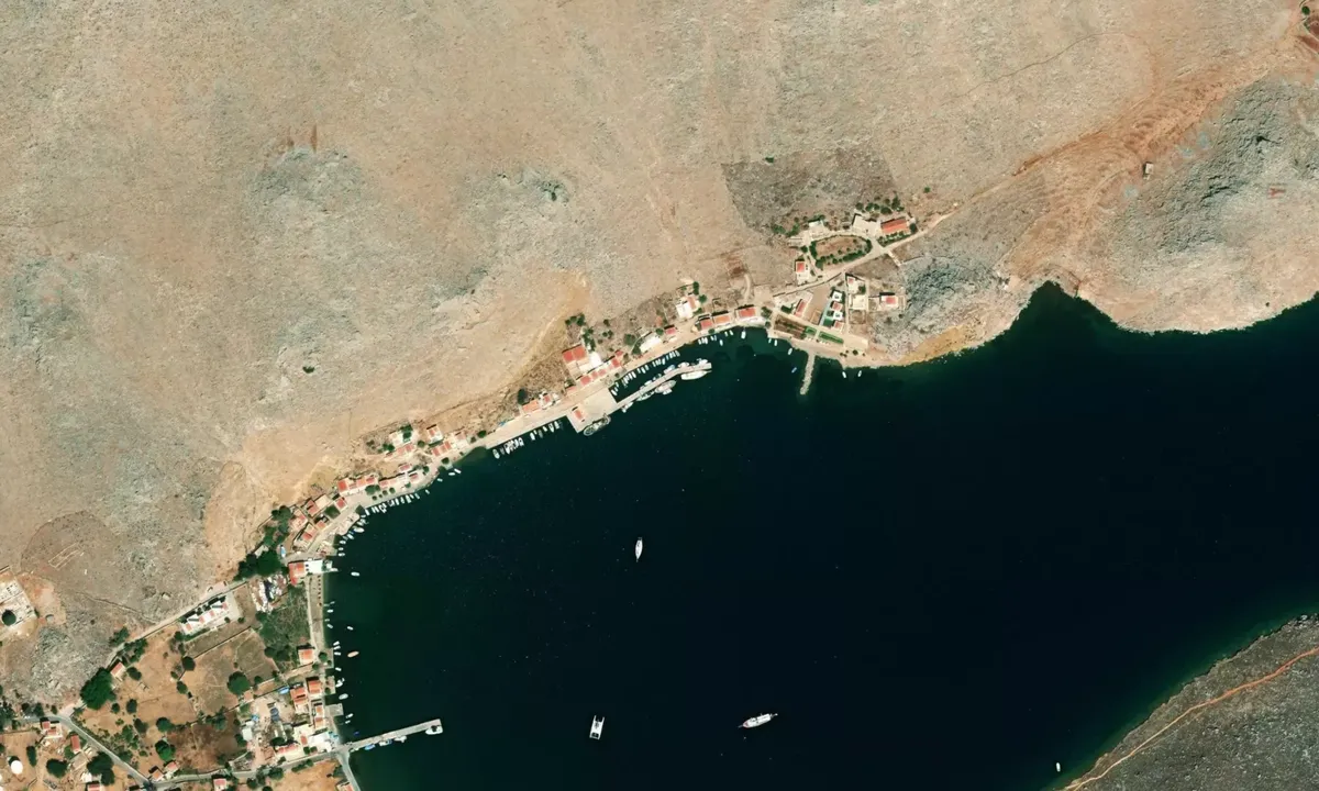 Flyfoto av Marina Symi