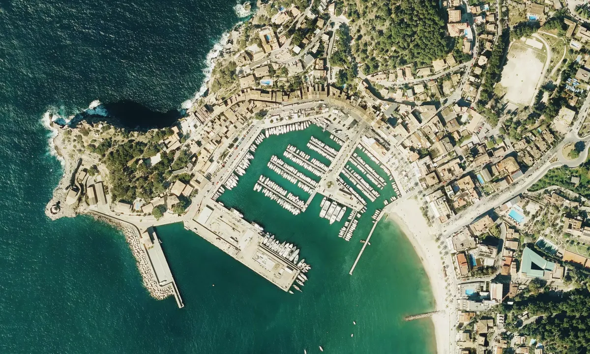 Flyfoto av Marina Tramontana