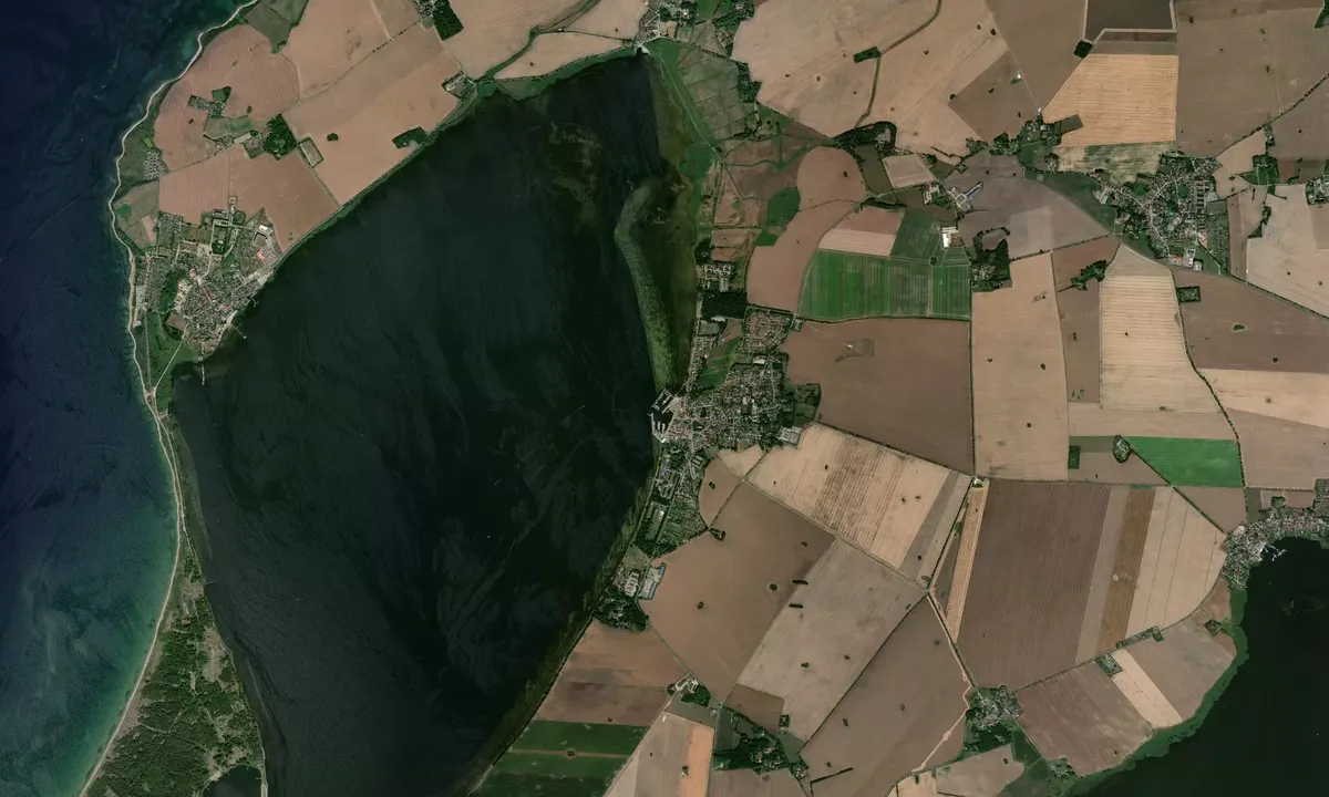 Flyfoto av Marina Wiek