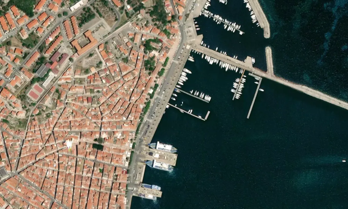 Flyfoto av Marinatour Carloforte pontili Mamma Mahon