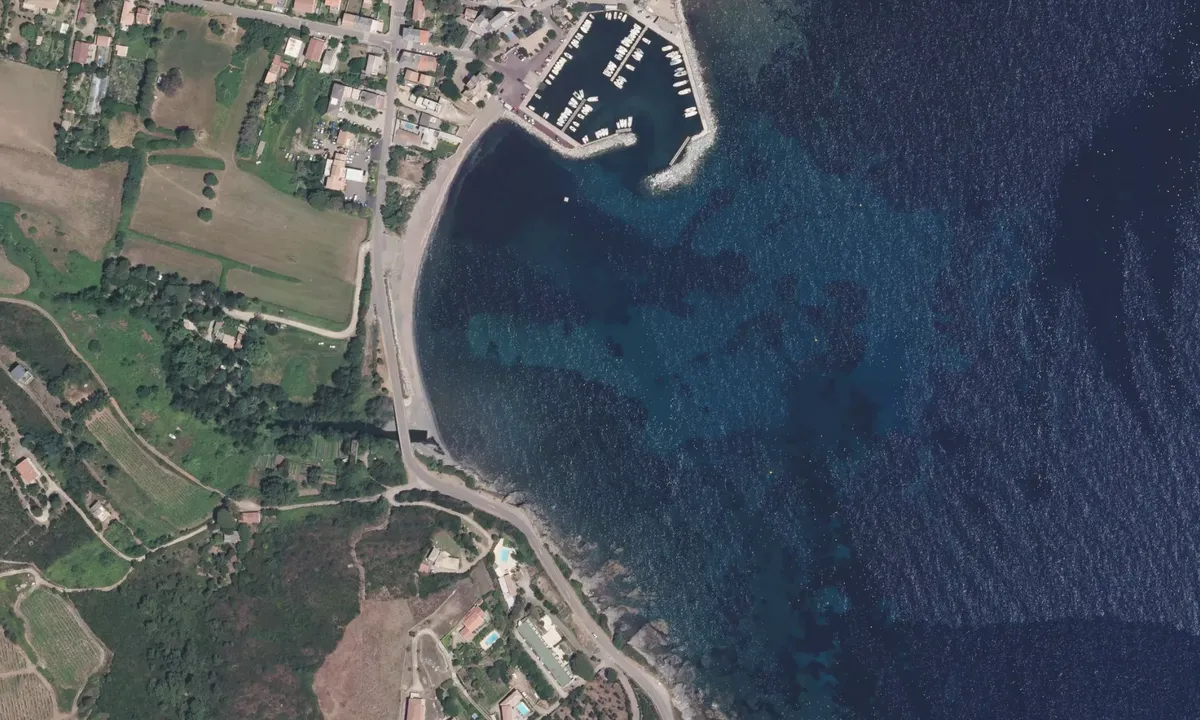 Flyfoto av Marine de Luri