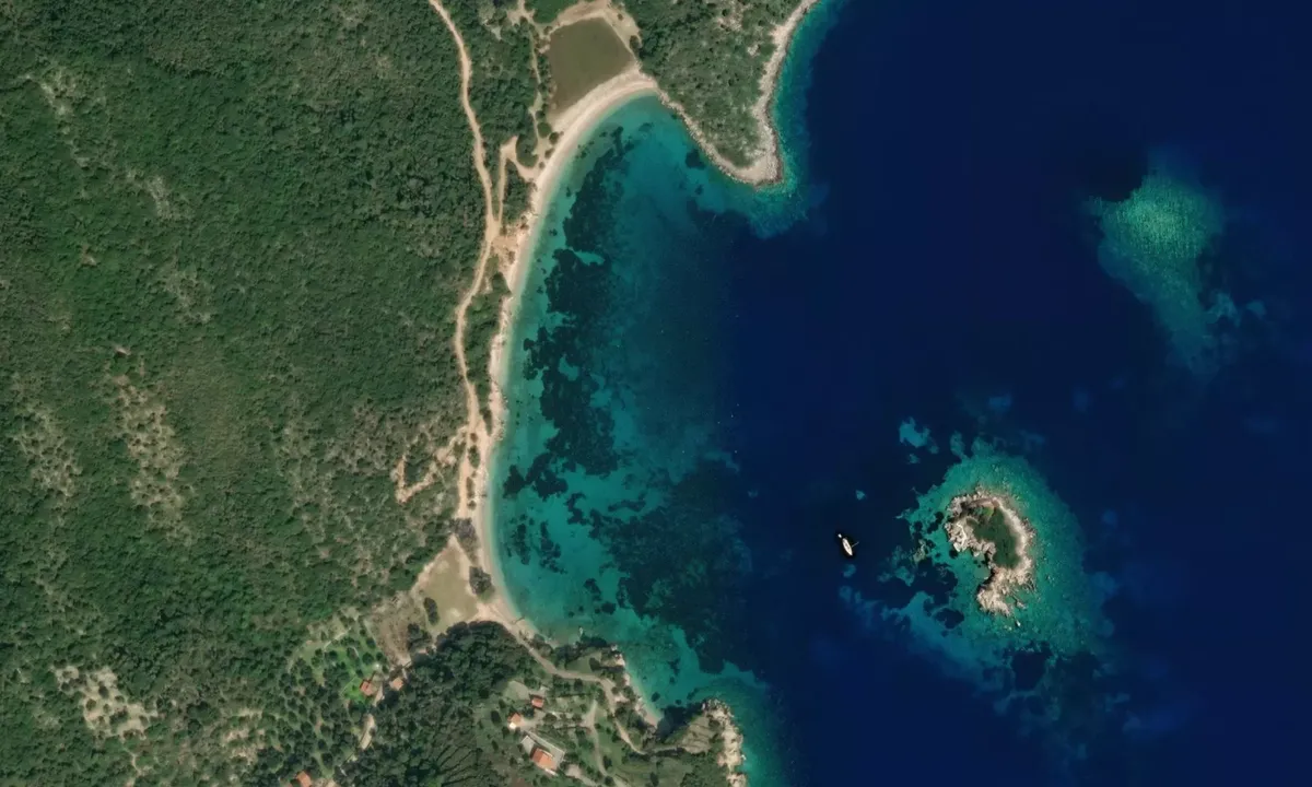 Flyfoto av Marmagkas Bay