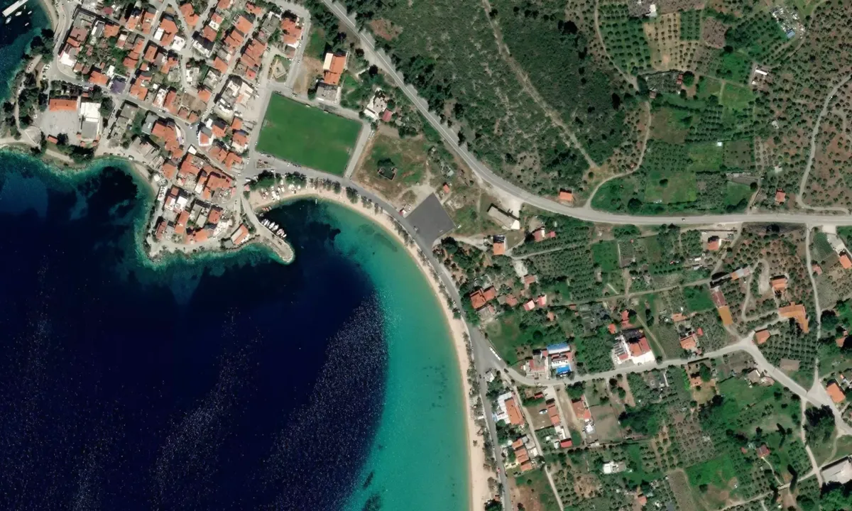 Flyfoto av Marmaras beach