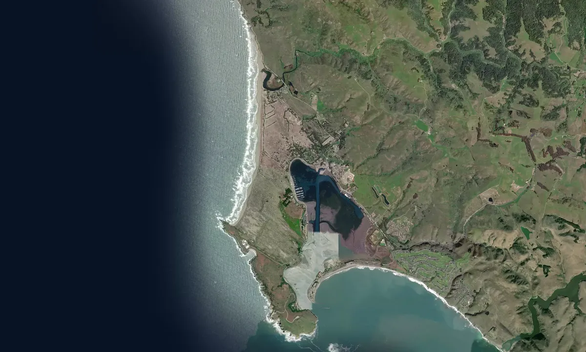 Flyfoto av Mason's Marina - Bodega Bay