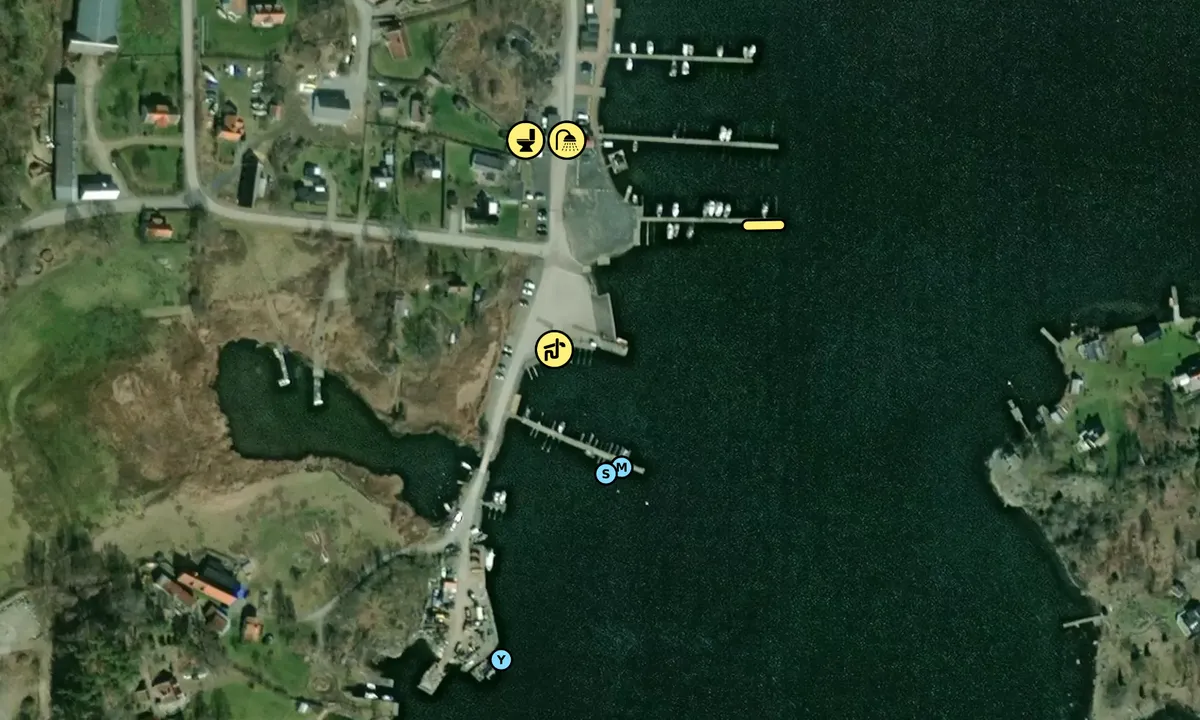 Satelite image of Matvik