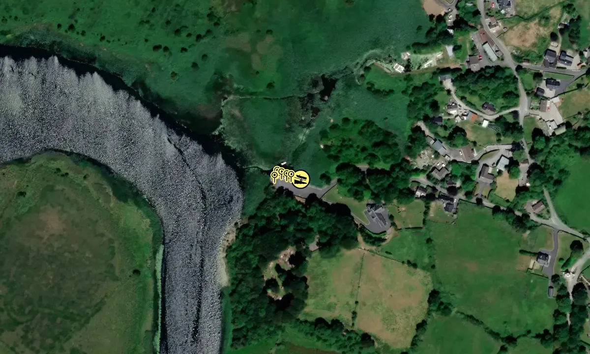 Satelite image of Menlo pier