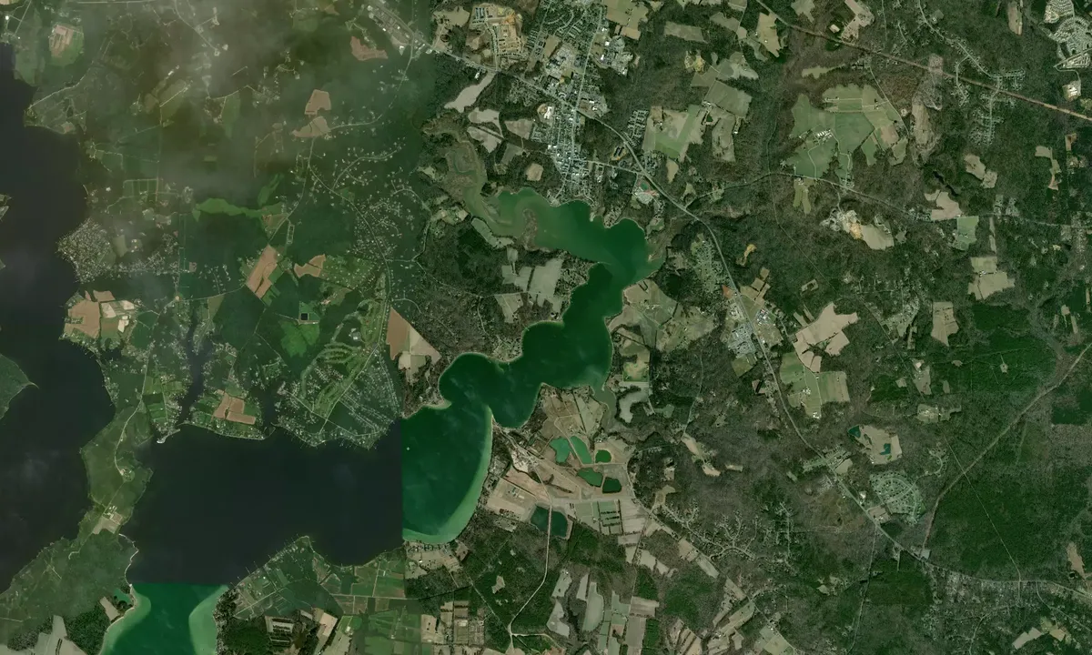 Flyfoto av Mid-Breton Bay