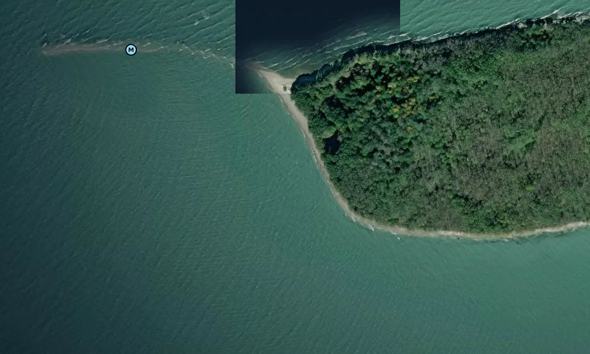 Satelite image of Middle Island