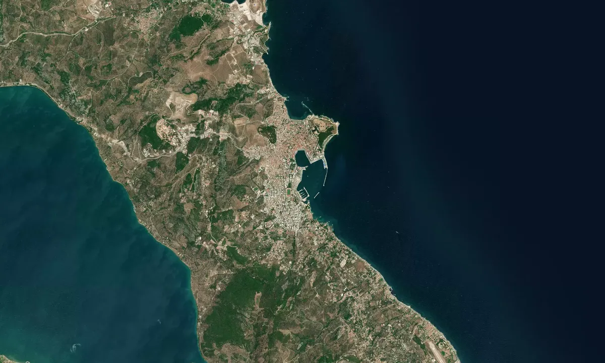 Flyfoto av Mitilini Marina