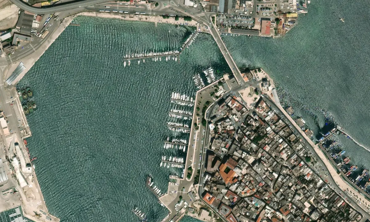 Flyfoto av Molo Sant'Eligio
