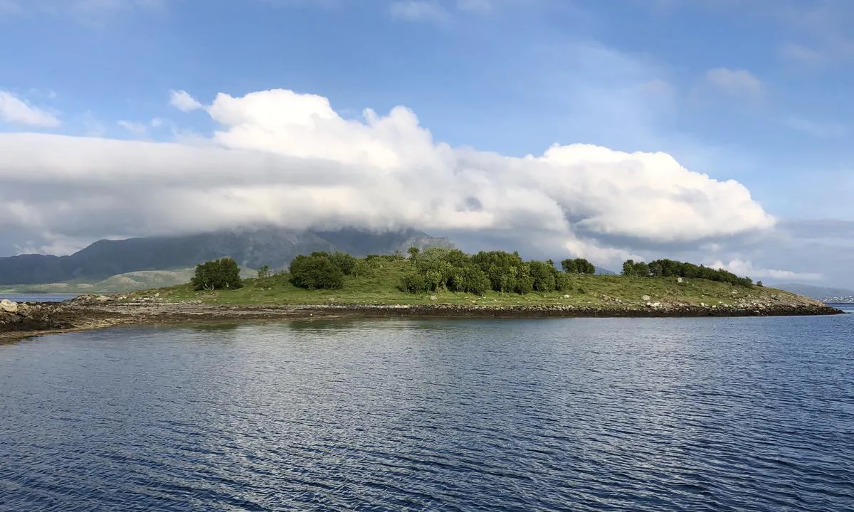 Utsikten fra Brakholmen og østover.