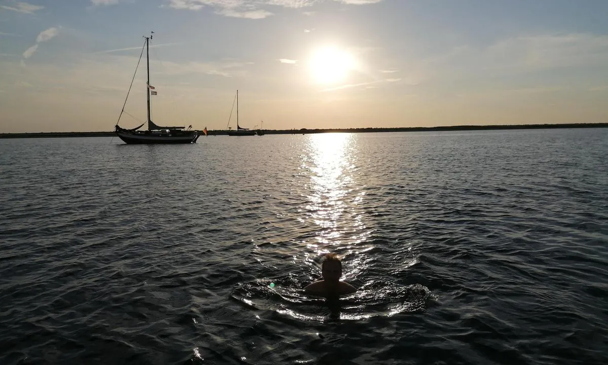 Sunset swim at Musholm, July 2022
