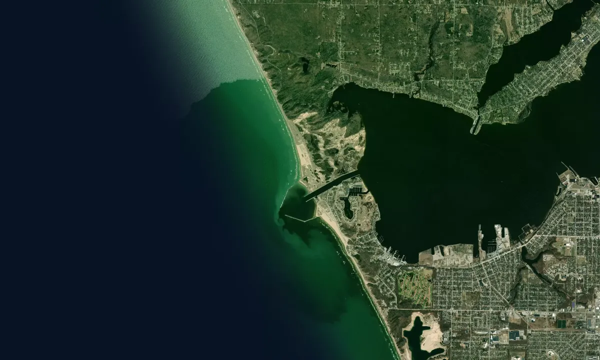 Flyfoto av Muskegon Stilling Basin