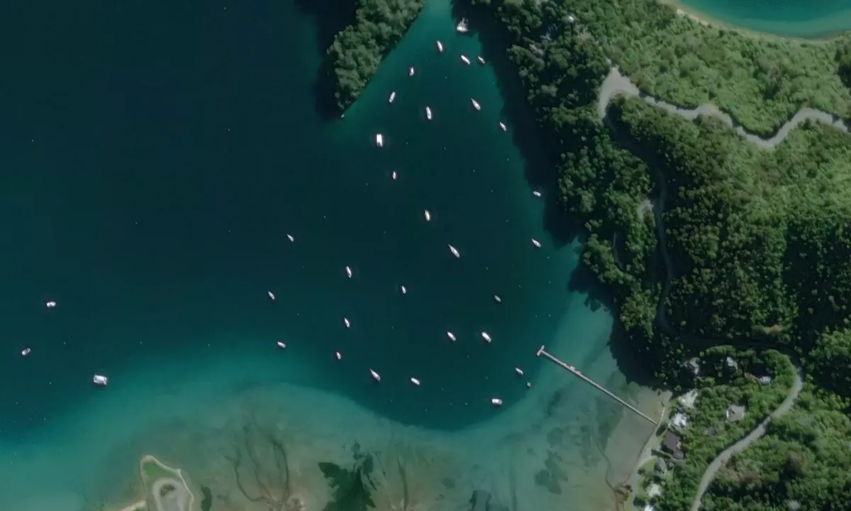 Flyfoto av Ngakuta Bay