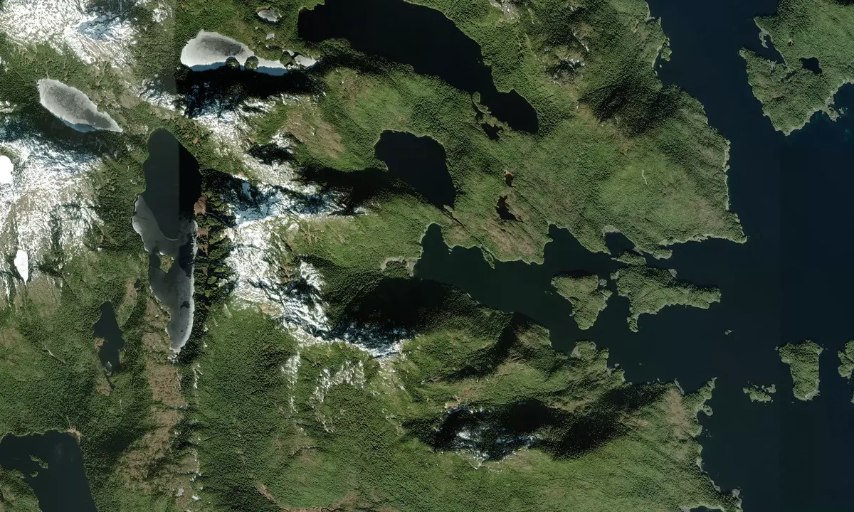Flyfoto av Niblack Cove