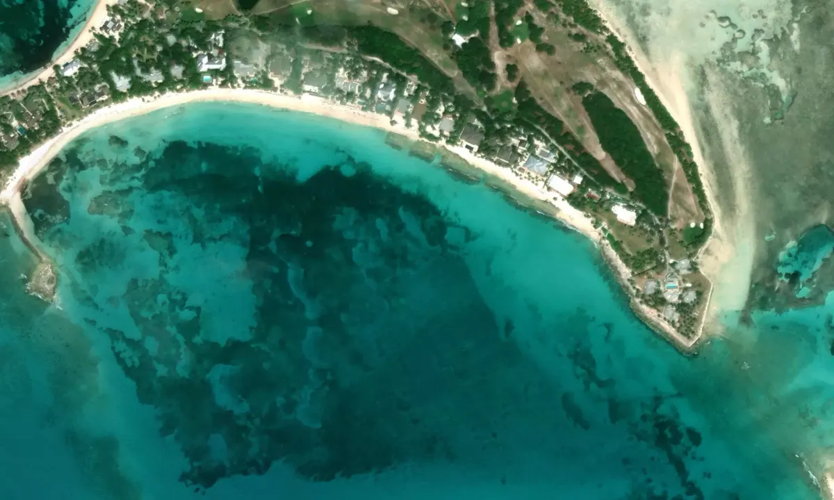 Flyfoto av North Cat Cay South