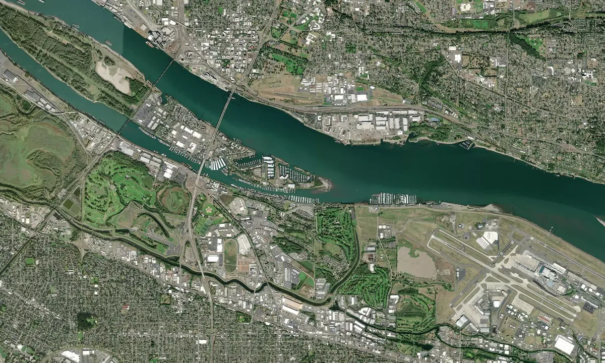 Flyfoto av North Harbor - Multnomah