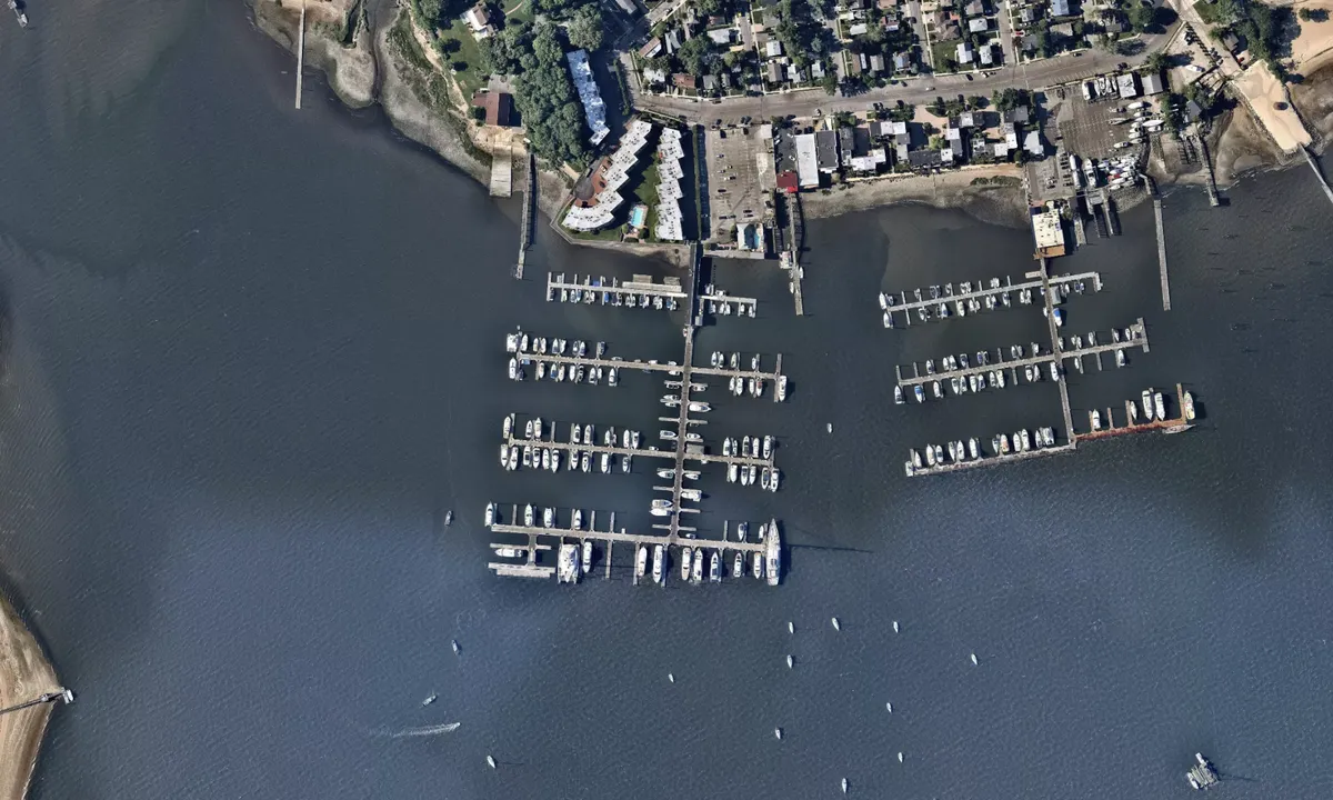 Flyfoto av North Shore Yacht Club