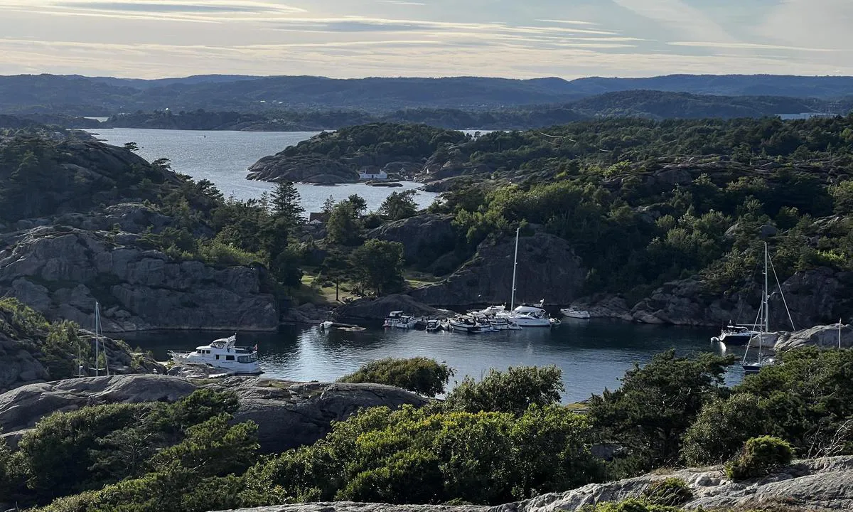Ny-Hellesund - Olavsundet: Olavsundet sett fra Helgøya