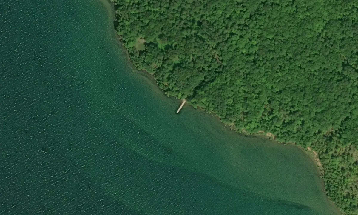 Flyfoto av Oak Island (NPS dock)