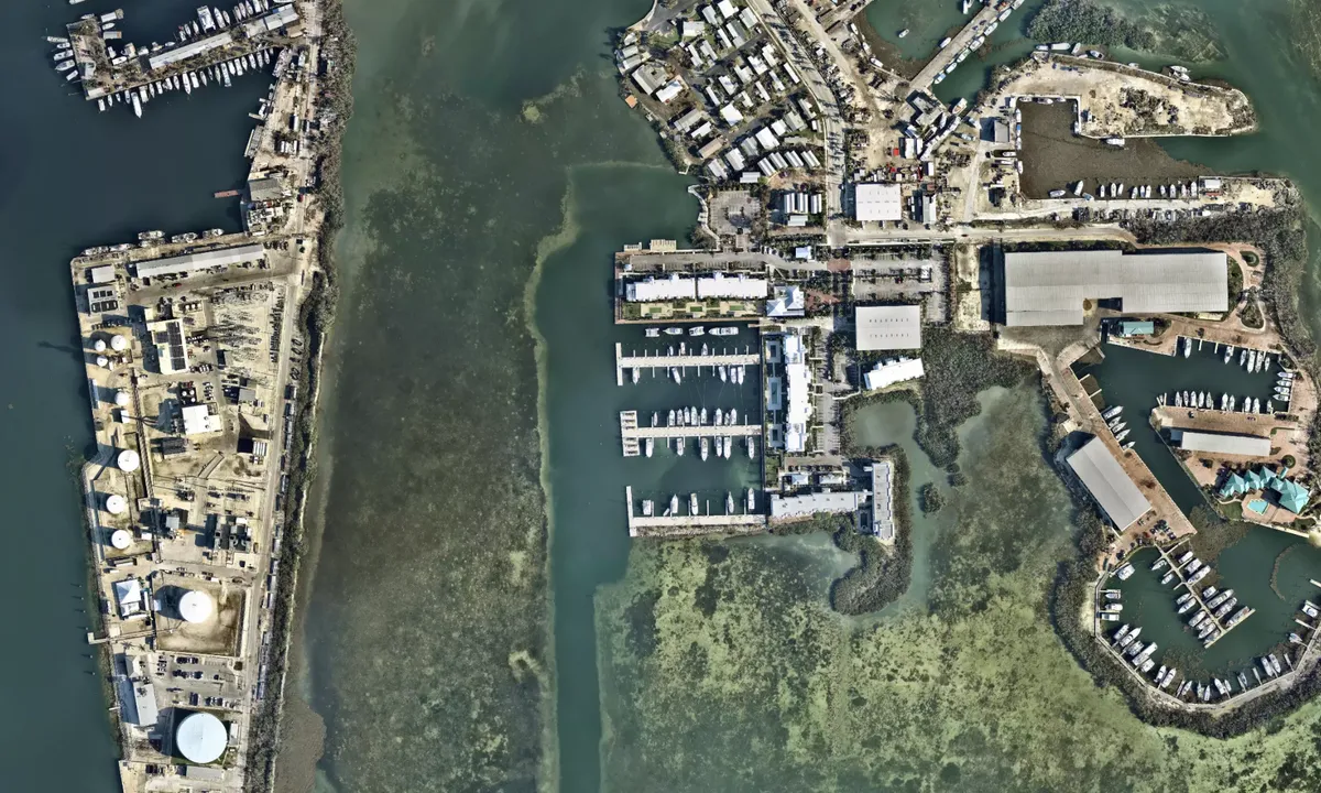 Flyfoto av Oceans Edge Marina