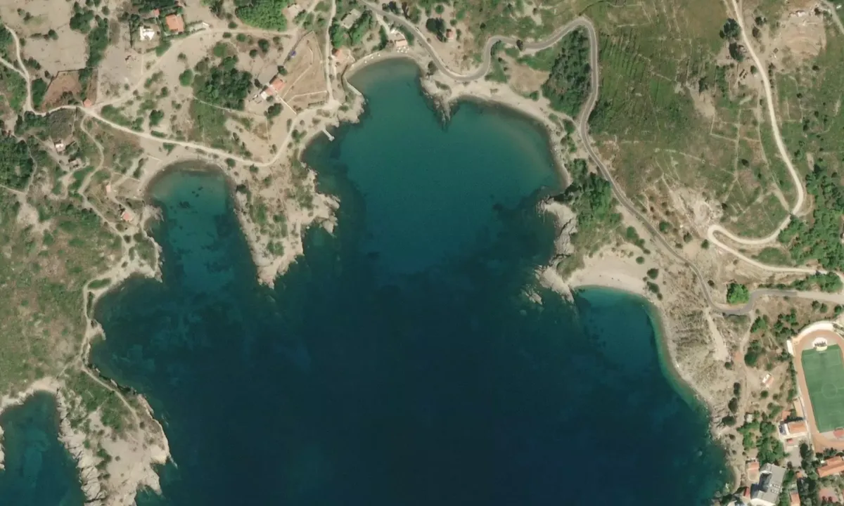 Flyfoto av Oinoussa - Bilali Bay