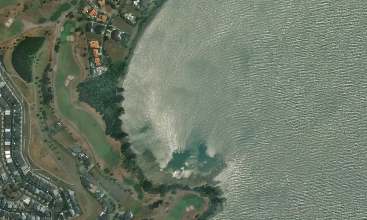 Flyfoto av Okoromai Bay