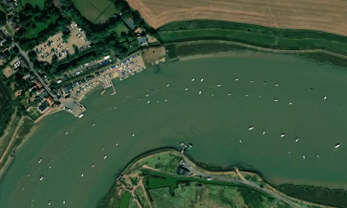 Flyfoto av Orford Quay
