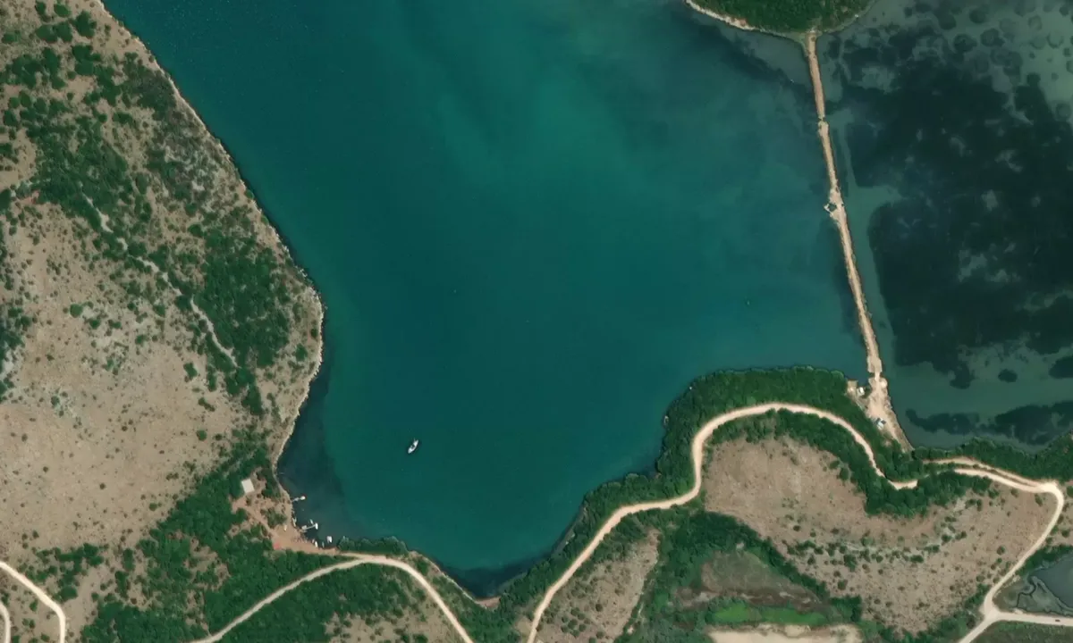 Flyfoto av Ormos Lygia "Iggy Creek"