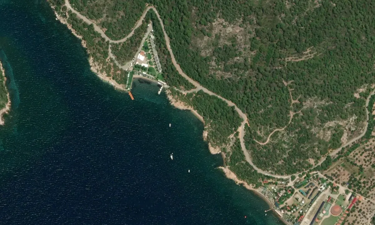 Flyfoto av Ortunc Bay