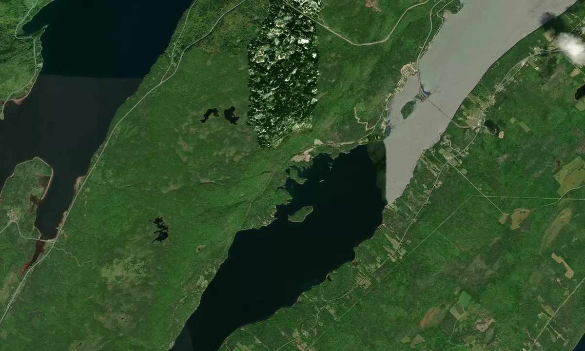 Flyfoto av Otter Harbor