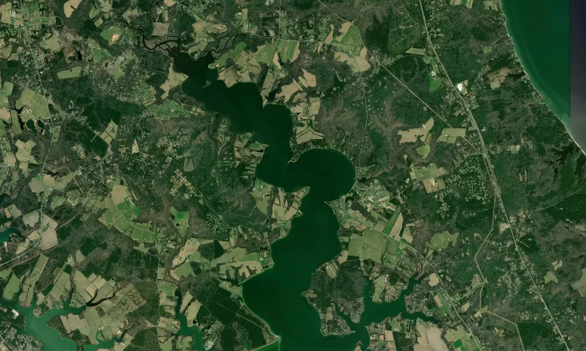 Flyfoto av Pagan Point
