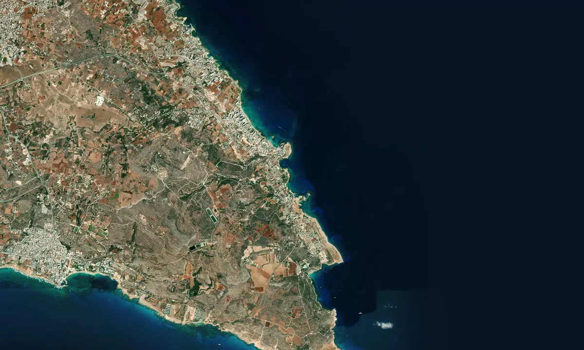 Flyfoto av Panayia Bay