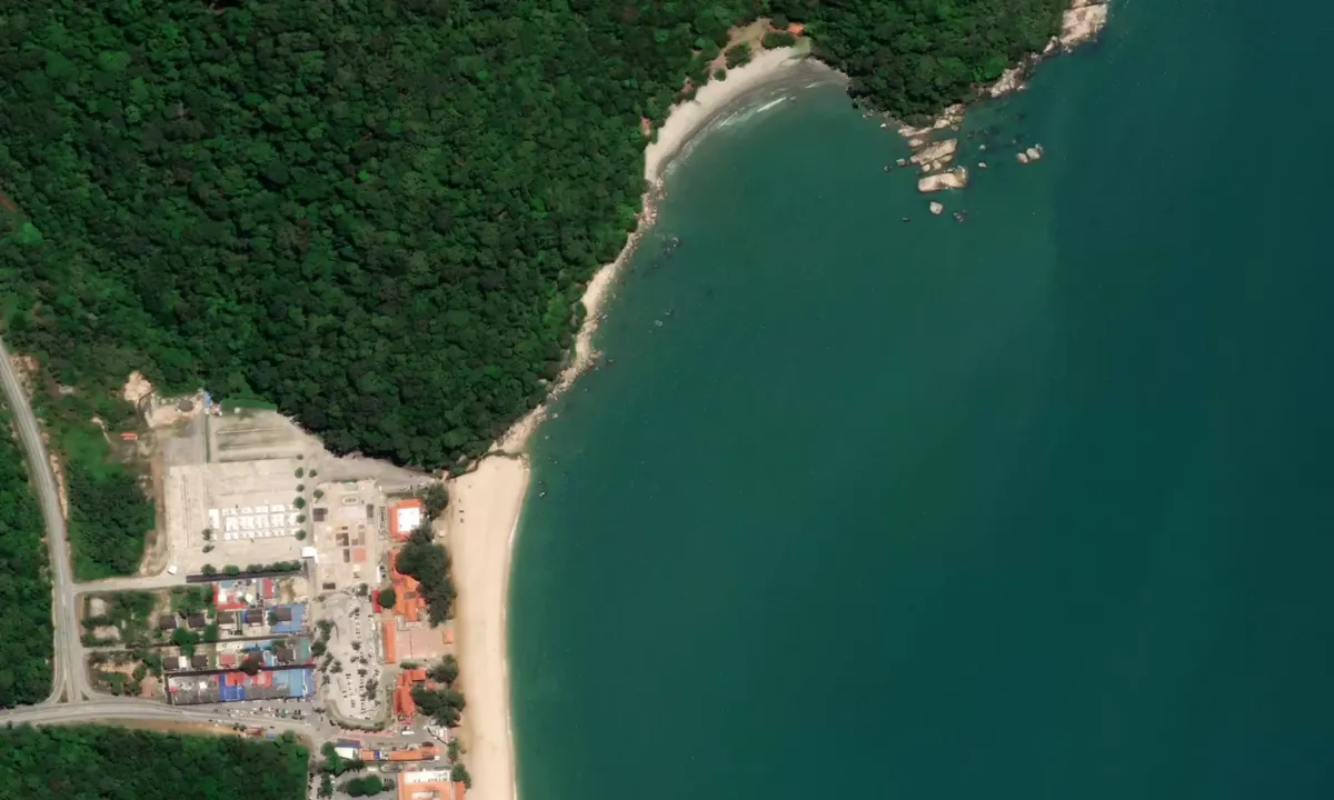 Flyfoto av Pantai Teluk
