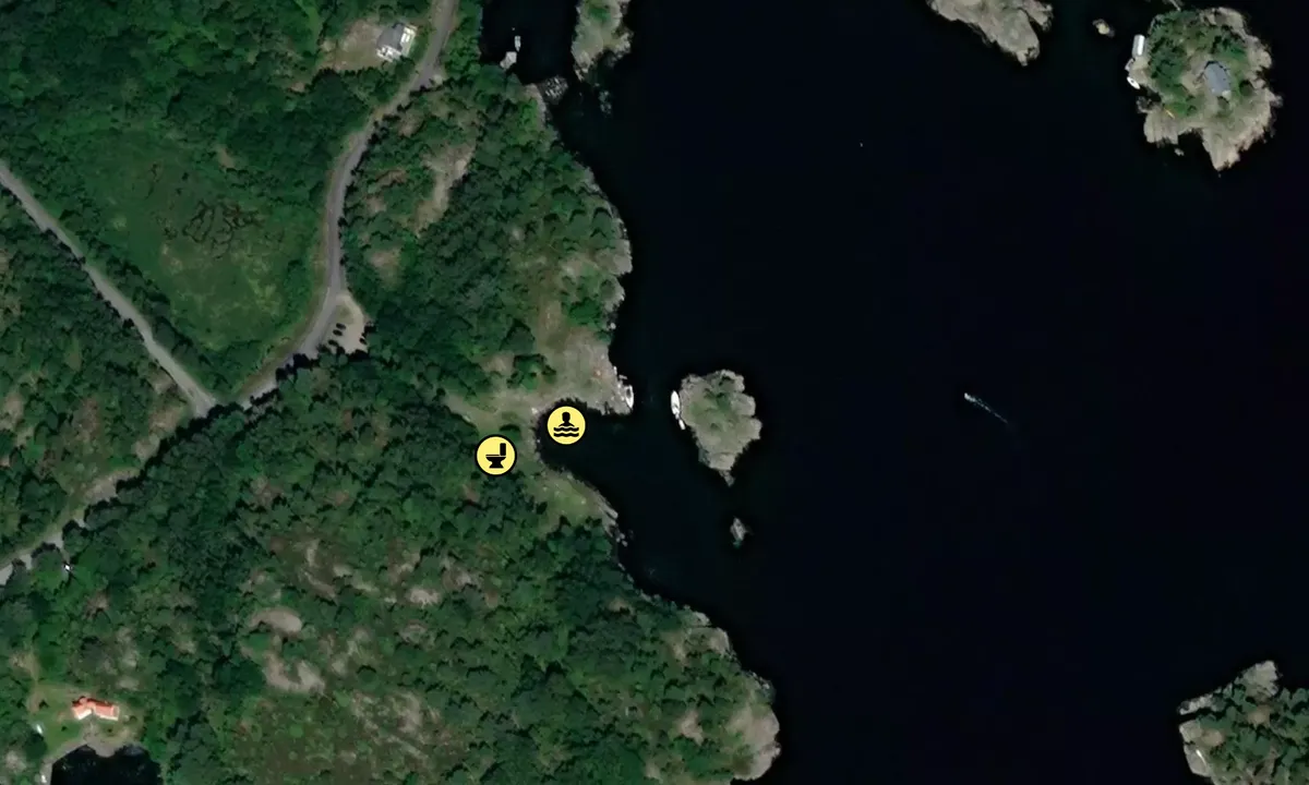 Satelite image of Paradisbukta