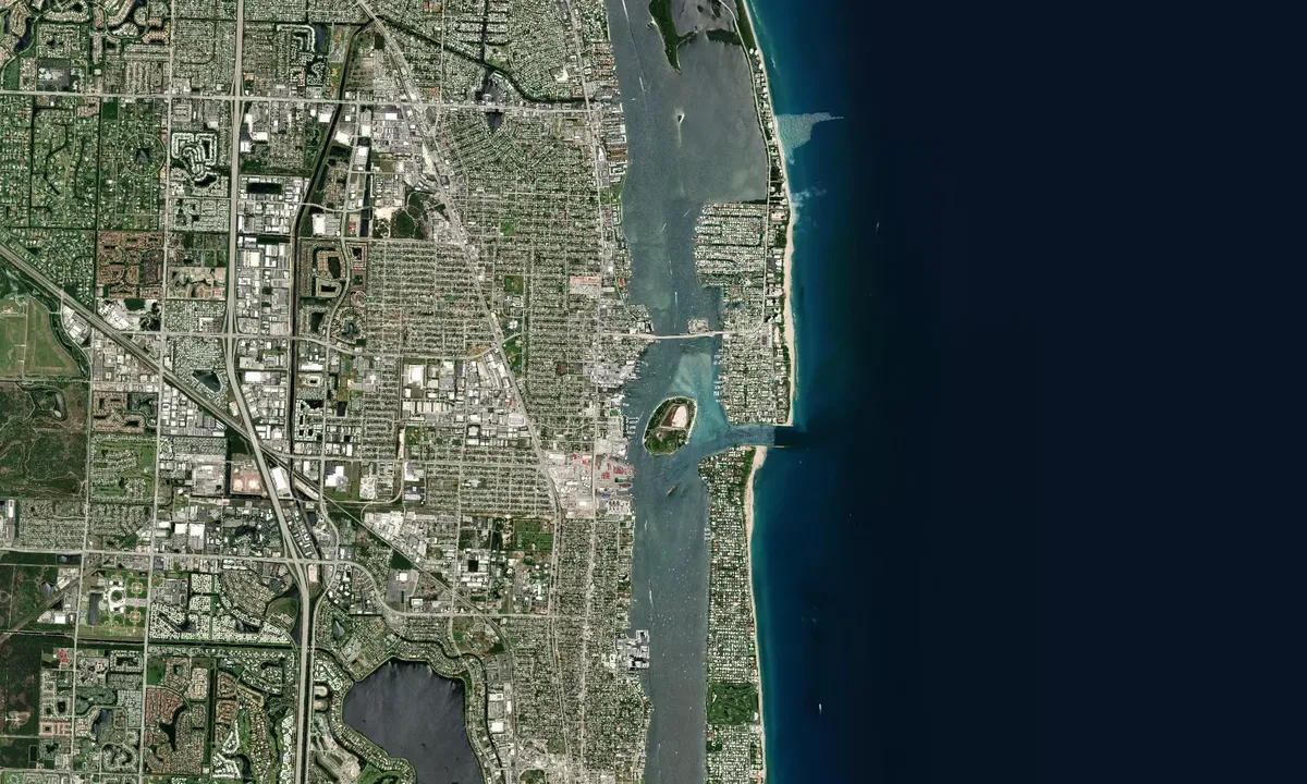 Flyfoto av Peanut Island West Dock